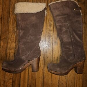 UGG Brown Lillian Boots with Shearling